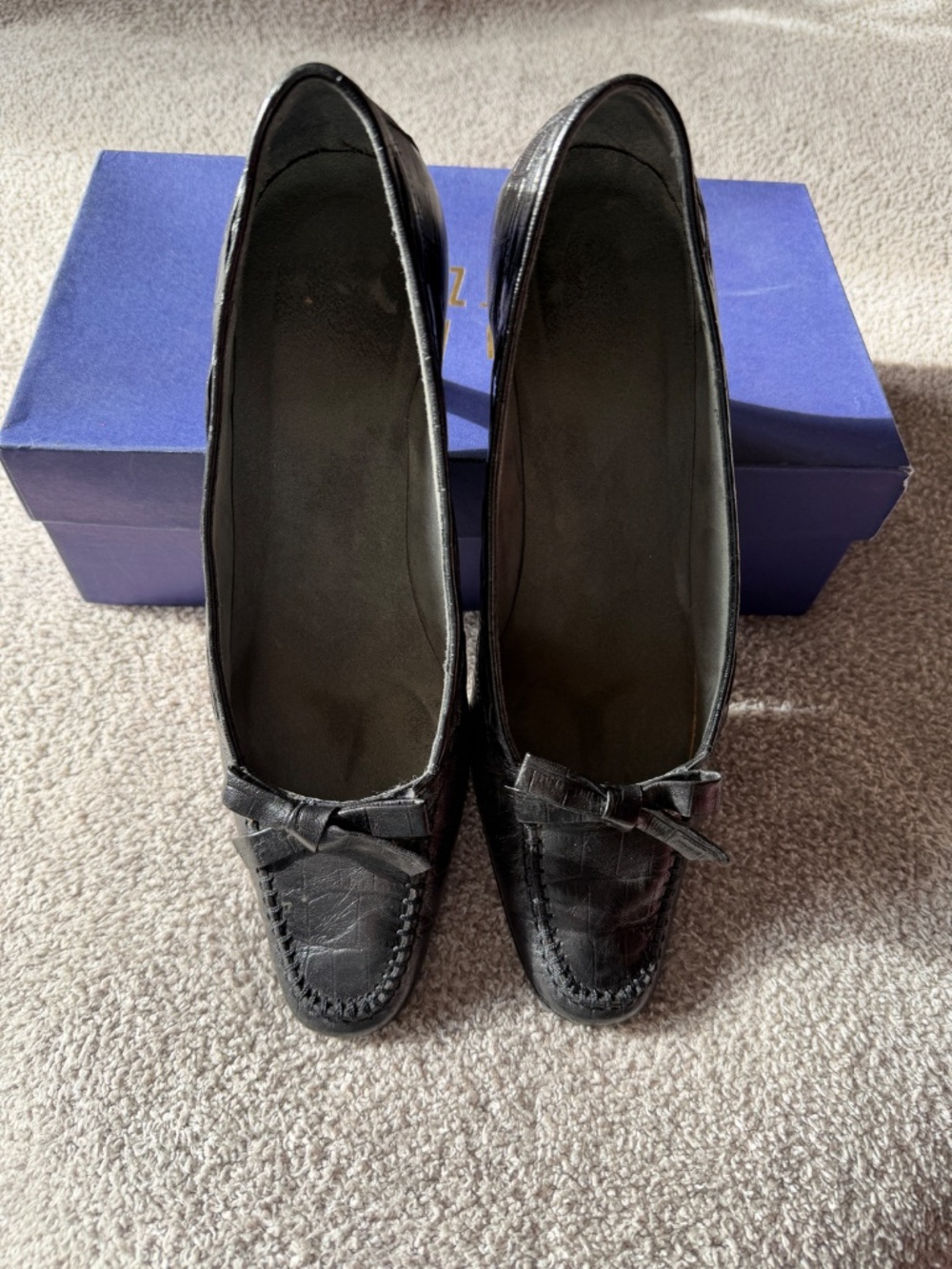 Stuart Weitzman Gloveymid Black Croc-Embossed Leather Loafer Pumps